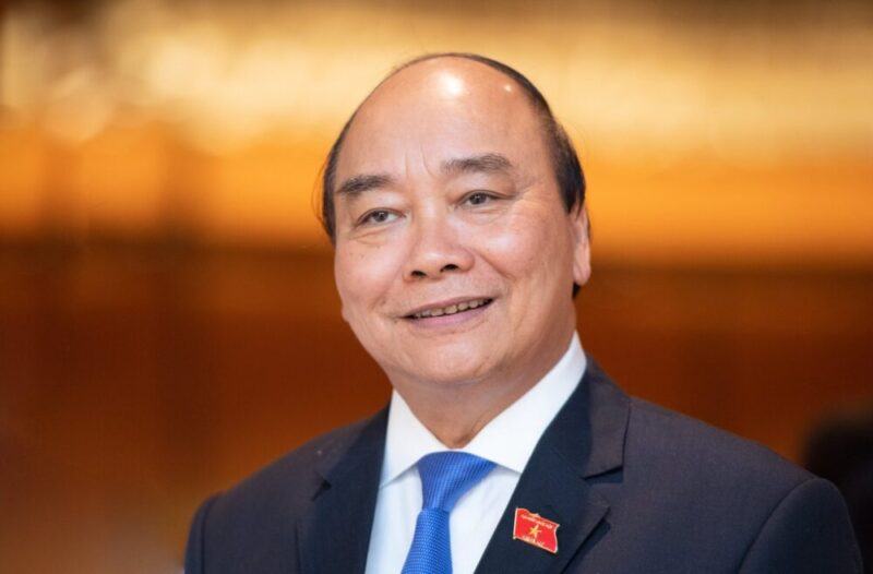 Nguyen Xuan Phuc la ai