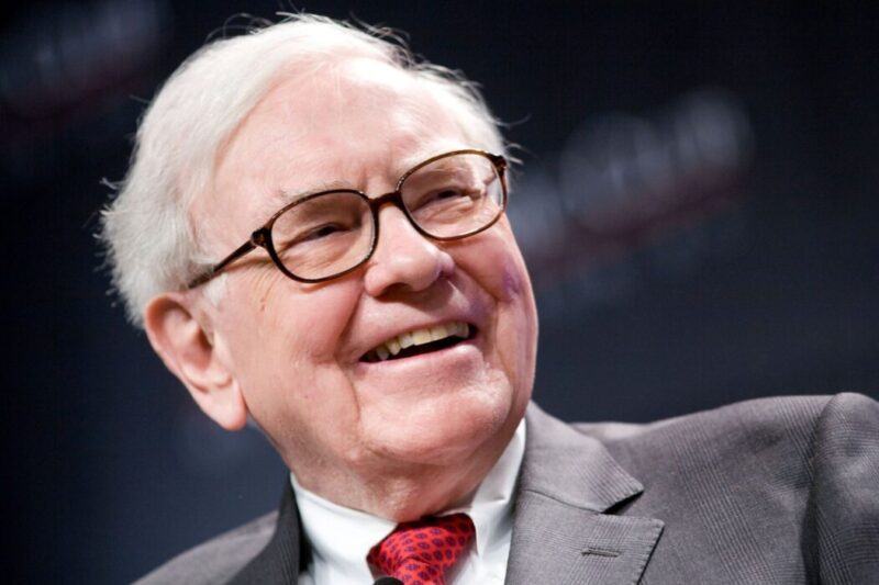 Warren Buffett là ai? Tiểu sử của ‘nhà hiền triết xứ Omaha’