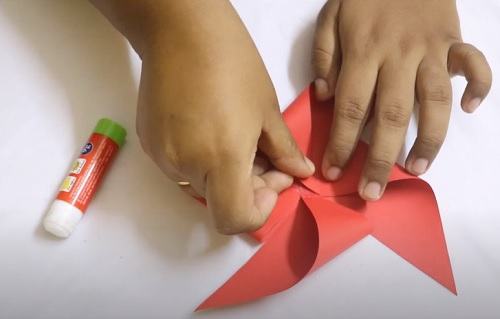Cách làm đồ chơi bằng giấy?