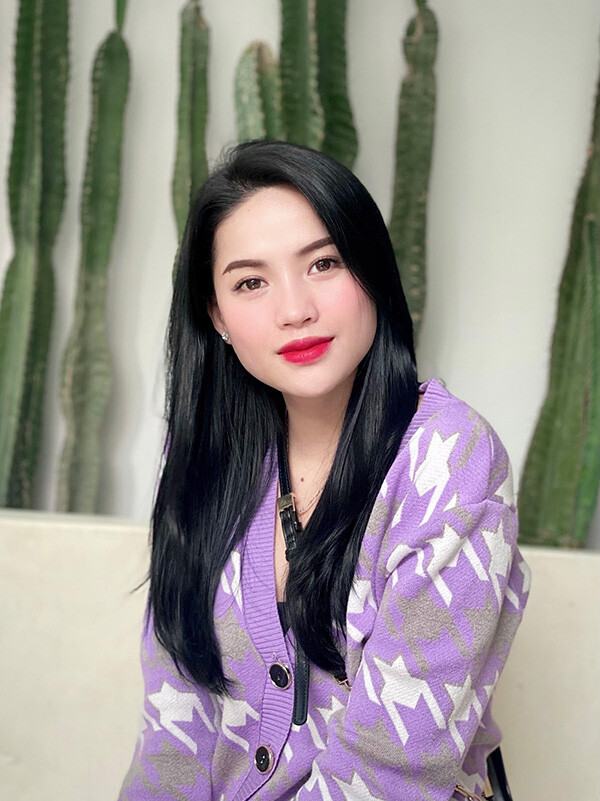 Hà Linh youtuber