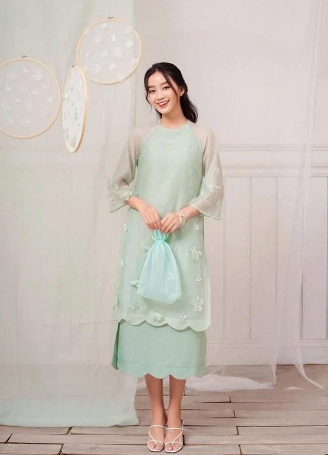 Giày sandal cao gót mặc với áo dài