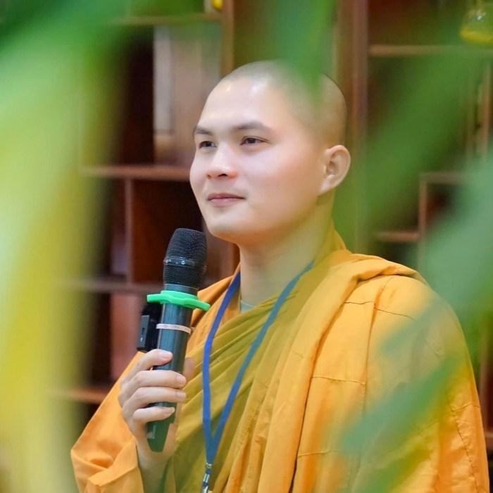 Tiểu sử sư Giác Minh Luật