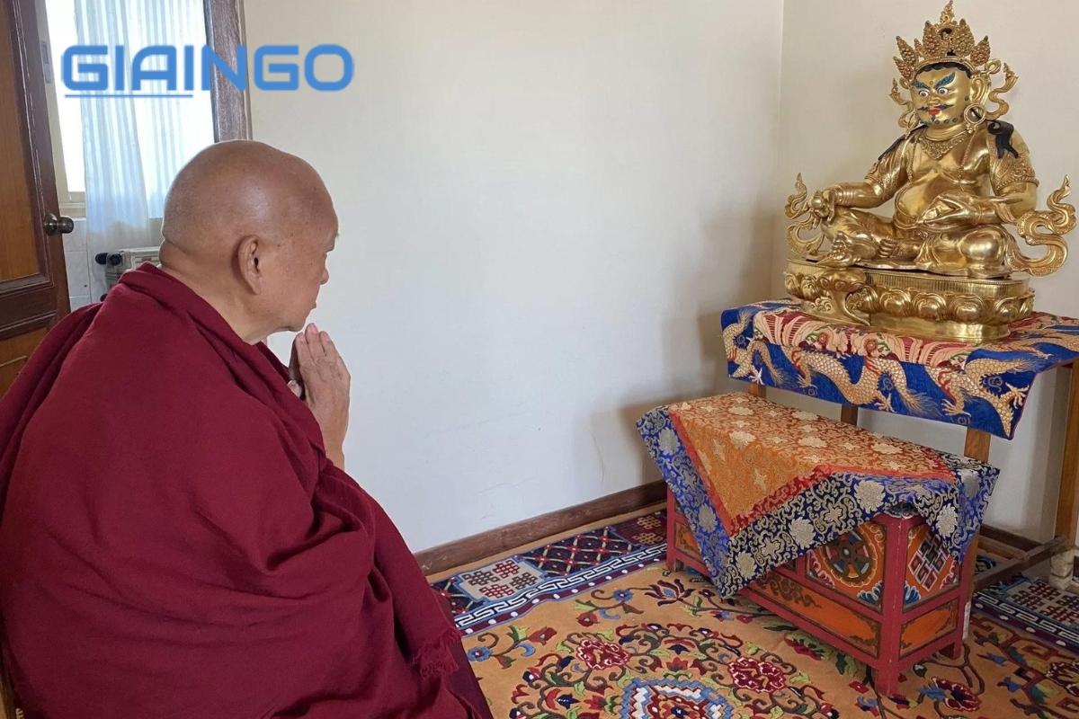 thần chú hoàng thần tài