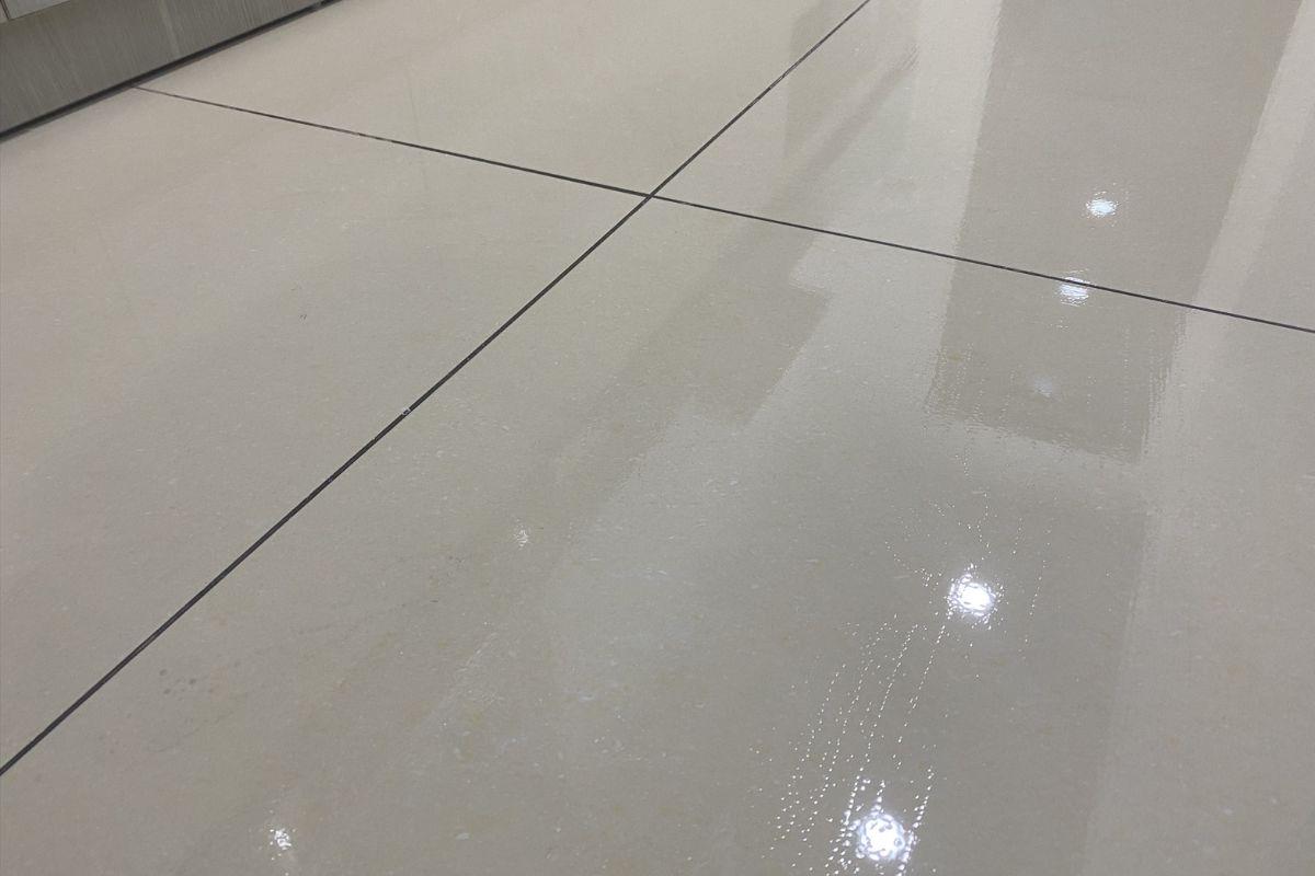 Tác hại của việc nền nhà bị nồm ẩm