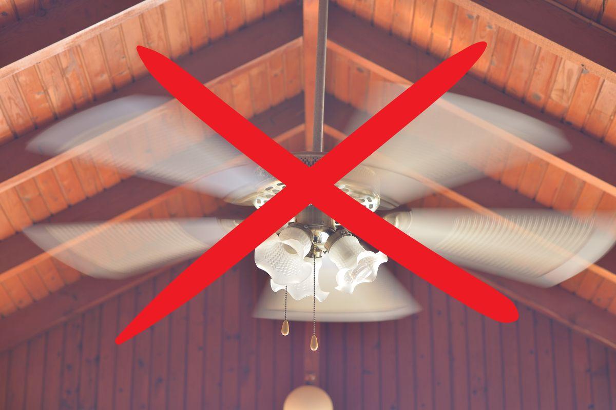 Không nên làm gì khi nền nhà bị nồm ẩm