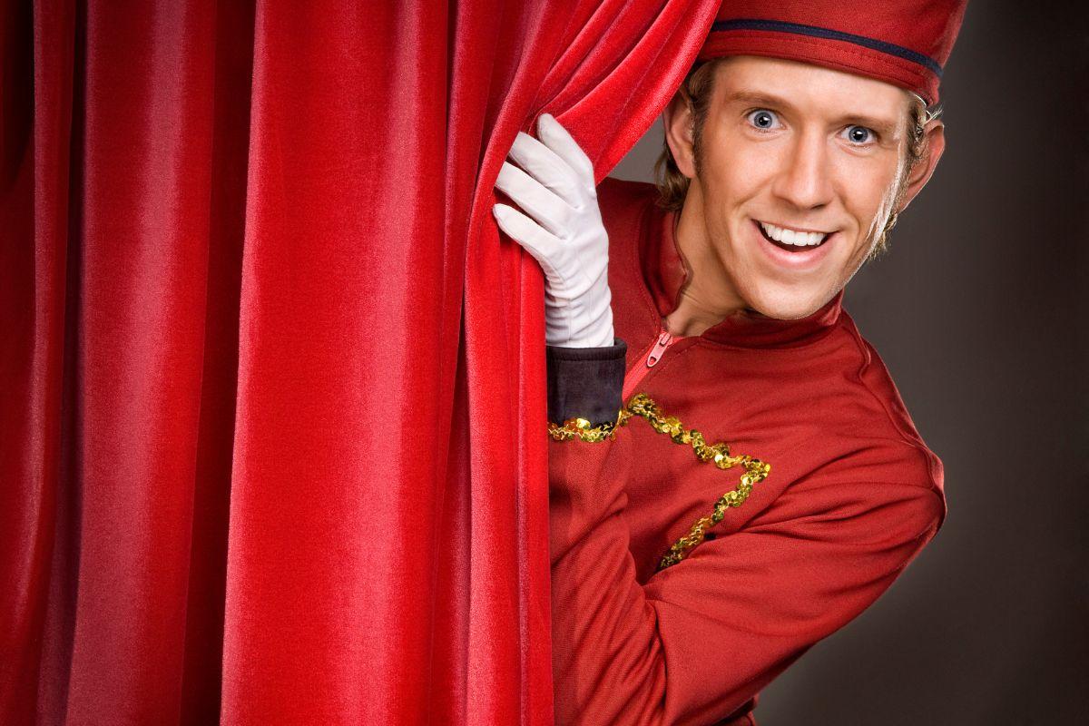 Khi đàn ông còn yêu người cũ