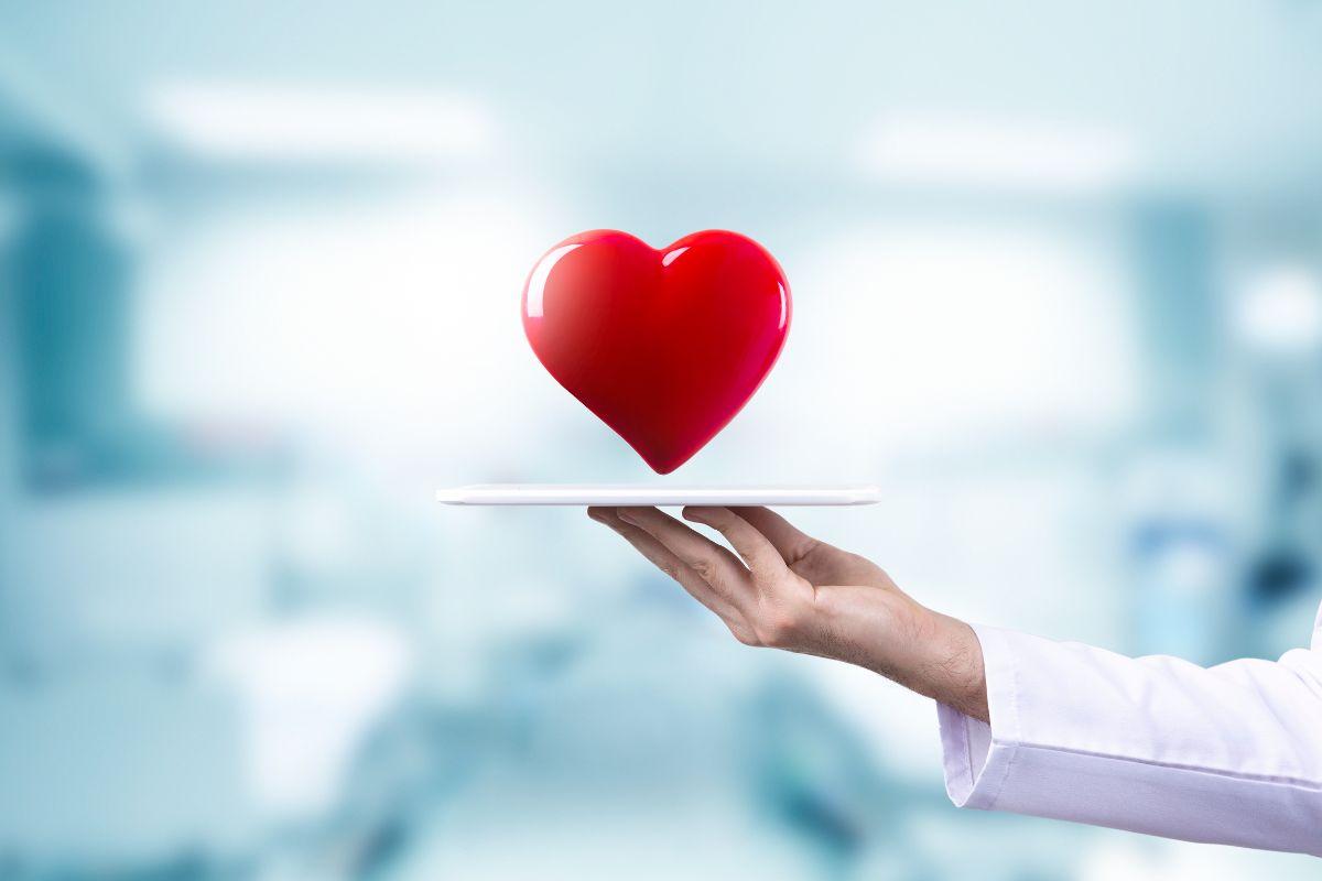 Biểu hiện người yêu cũ còn yêu bạn