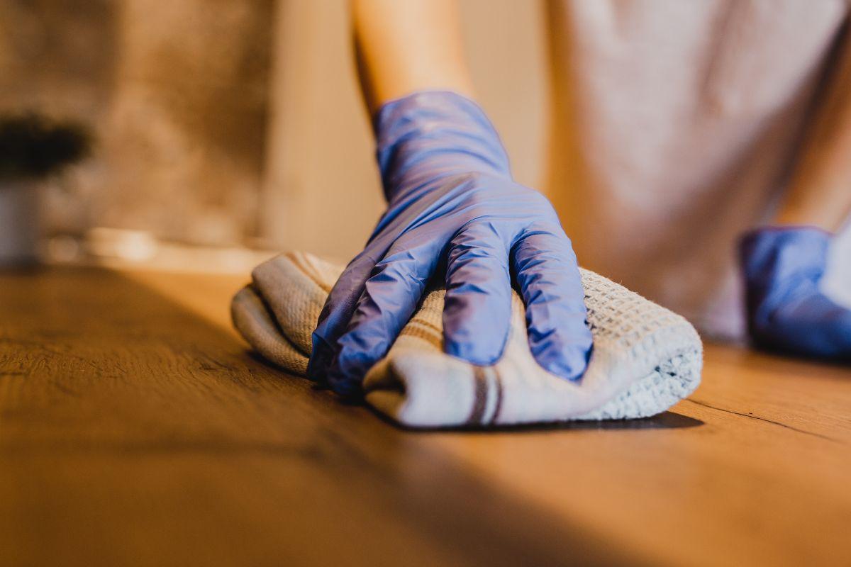 Trời nồng ẩm phải làm sao