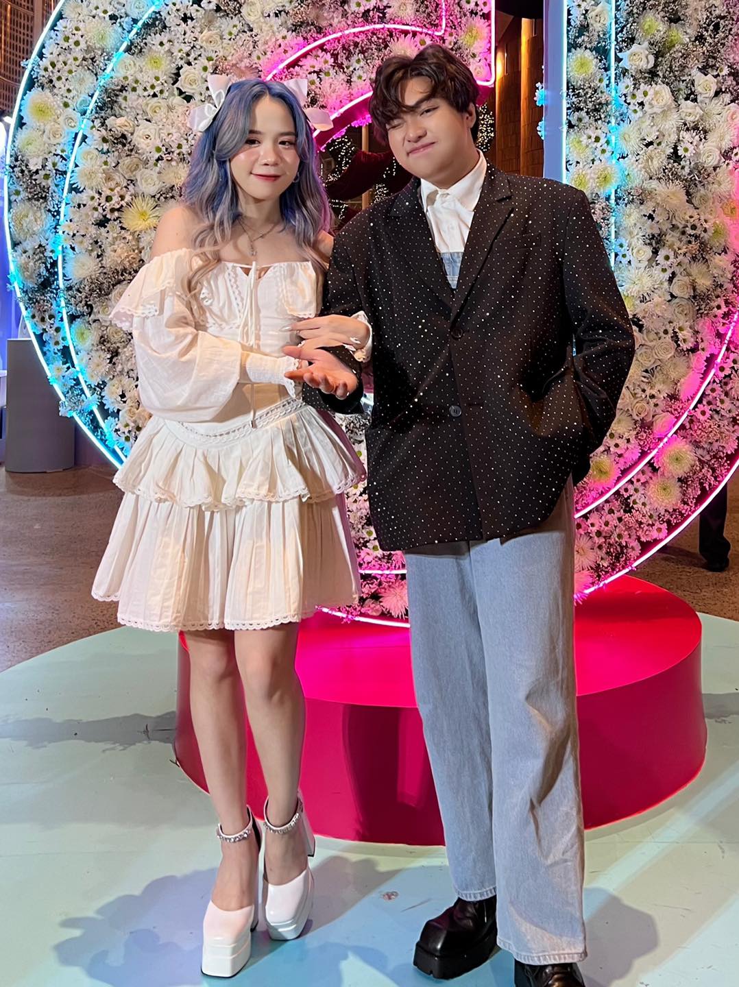 kairon tv và mèo simmy