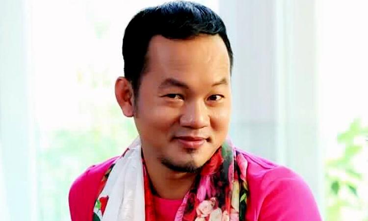 Long đẹp Trai làm nghề gì