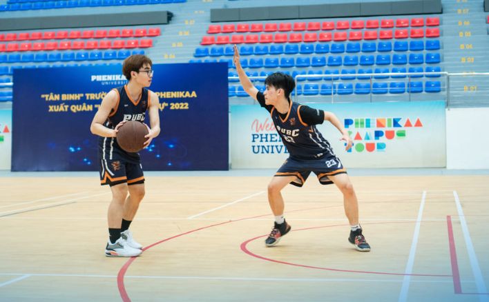 Sân thể thao chuyên nghiệp