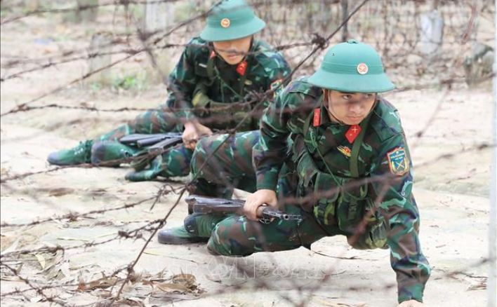 Ý nghĩa và yêu cầu các tư thế, động tác vận động trên chiến trường