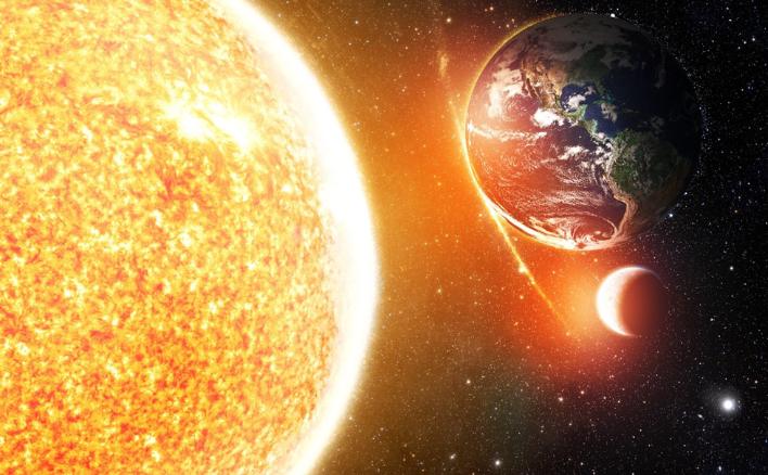 Người Hy Lạp cổ đại đã có hiểu biết về Trái Đất và hệ Mặt Trời như thế nào?