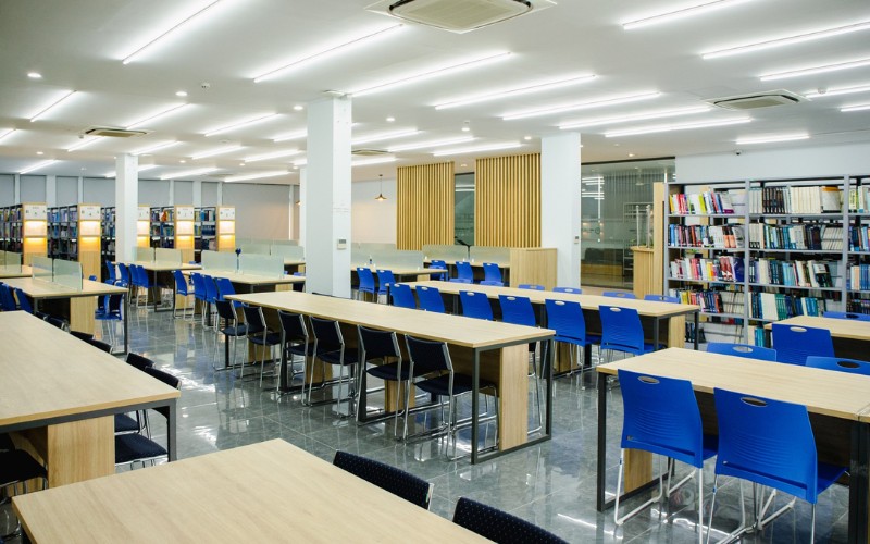 Trường AOF có tốt không?