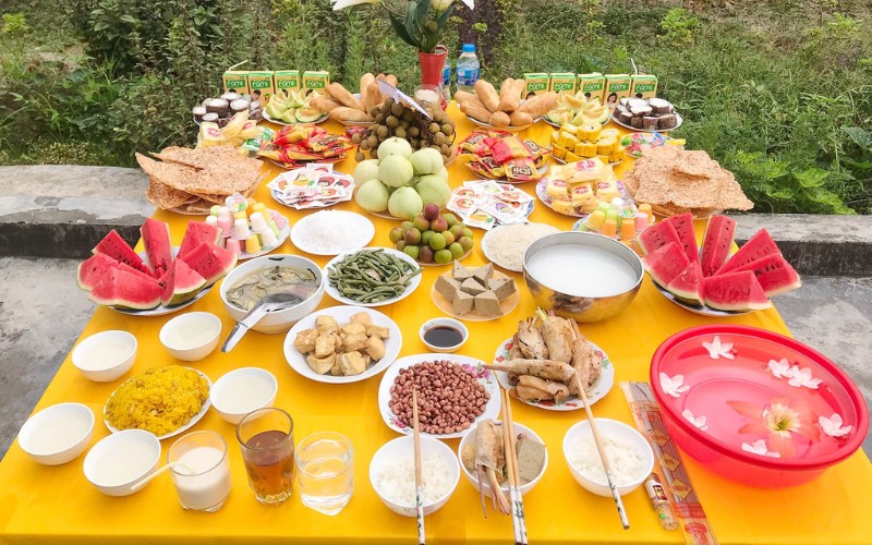 Đồ cúng cô hồn có được mang vào nhà không?