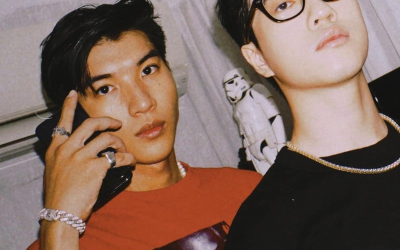 Mối quan hệ giữa Kewtiie và Hieuthuhai là gì?